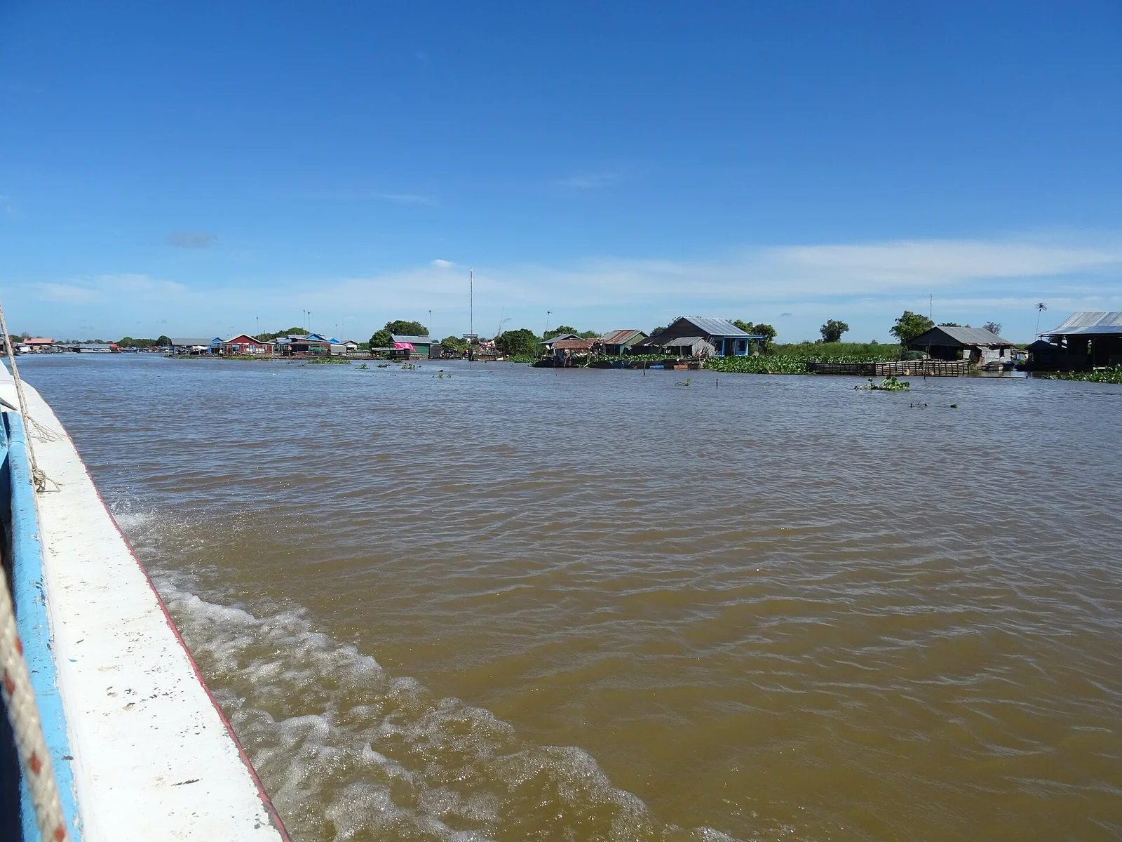 Floating Village Tour (Kampong Phluk)